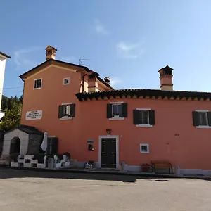 casa-del-capitello.hotelinveneto.com/